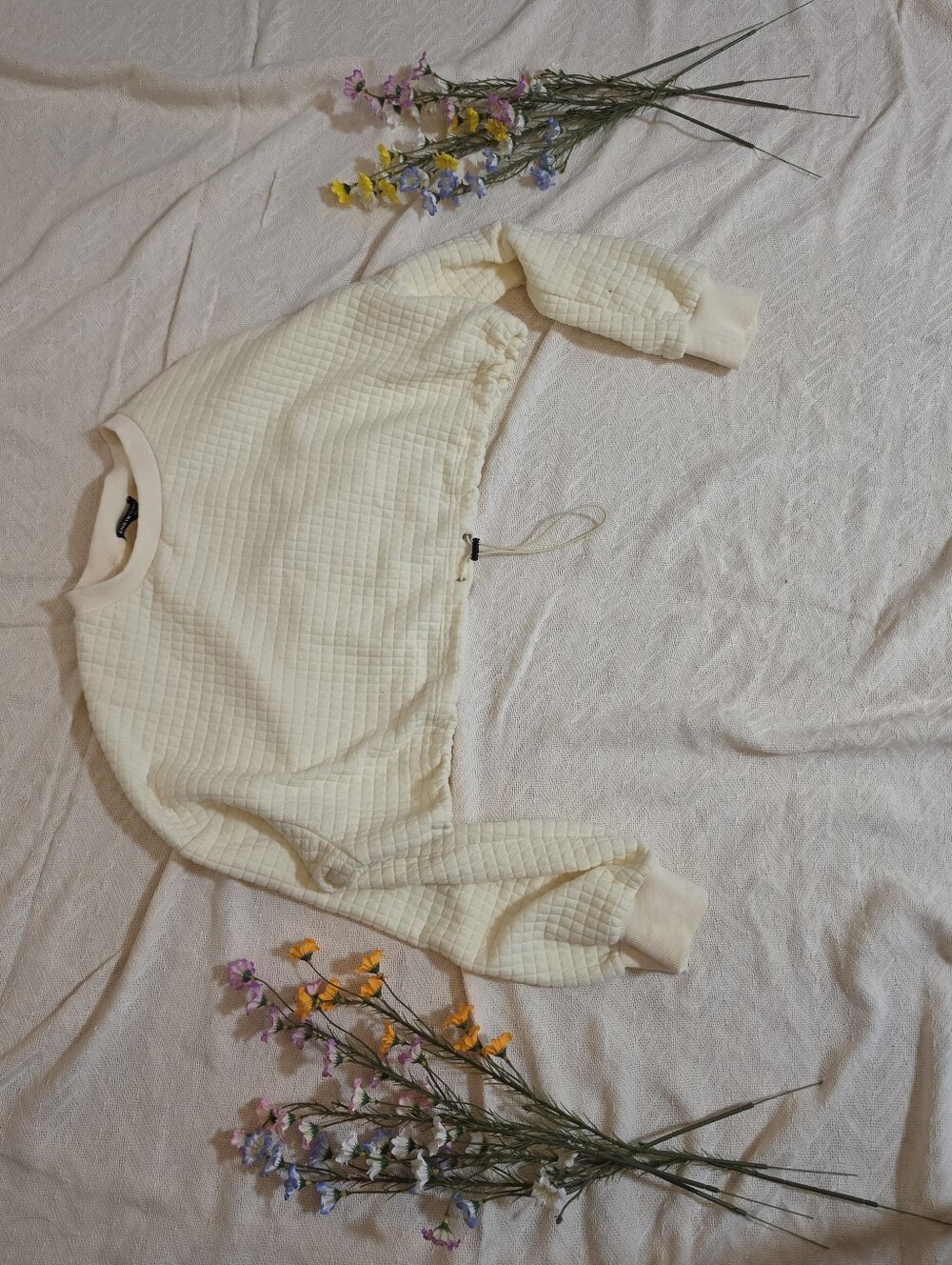 Crew Neck Cropped Sweater